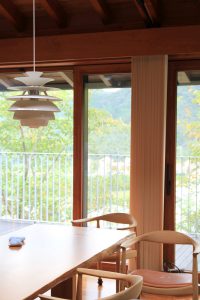 雷山の別荘　ダイニング