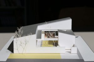 石和温泉の別荘　模型写真